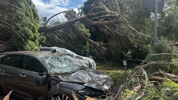 Das Unwetter richtete erheblichen Sachschaden an. - © Alessio Marini/LPS via ZUMA Press Wire/dpa