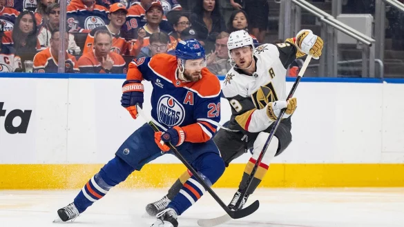 Blieb zum erst zweiten Mal in den Playoffs dieser Saison ohne Torbeteiligung: Leon Draisaitl (l). - © Jason Franson/The Canadian Press via AP/dpa