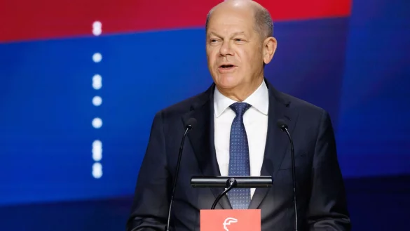 Kanzler Scholz sendet bei der Eröffnungsfeier der Hannover Messe eine klare Botschaft an die USA. - © Michael Matthey/dpa