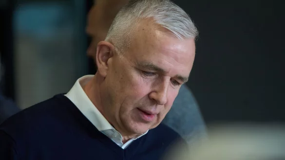 Union-Präsident Dirk Zingler will nicht aufgeben. - © Thomas Frey/dpa