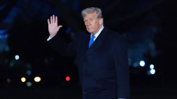 Nach heftigen Spannungen zwischen den USA und der Ukraine nähern sich beide Seiten wieder etwas an. - © Jose Luis Magana/AP/dpa