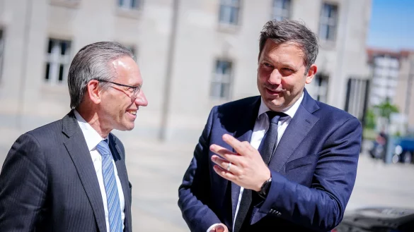 Vizekanzler Klingbeil hat das Finanzministerium &uuml;bernommen. - &copy; Kay Nietfeld/dpa