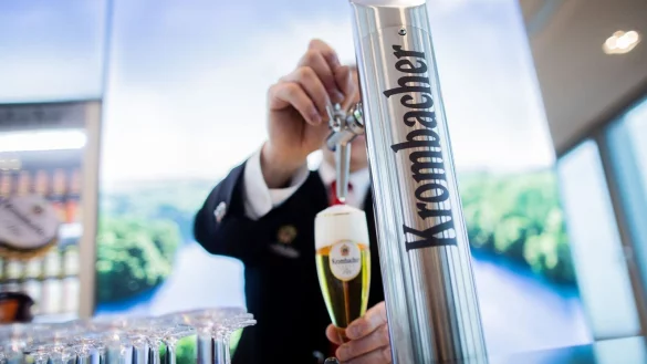 Krombacher seit langem die meistverkaufte Biermarke in Deutschland. - © Rolf Vennenbernd/dpa