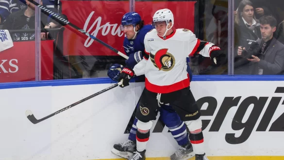 NHL-Star Tim Stützle wird für Deutschland bei der WM spielen. - © Cole Burston/The Canadian Press via AP/dpa