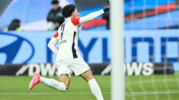 Omar Marmoush jubelte vielleicht ein letztes Mal für Eintracht Frankfurt - © Uwe Anspach/dpa