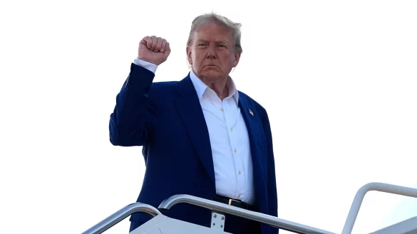 US-Präsident Donald Trump hat eine Waffenruhe zwischen Israel und dem Iran verkündet. - © Alex Brandon/AP/dpa