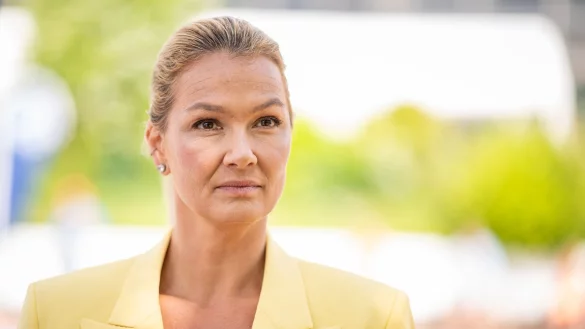 Die ehemalige Ausnahmeschwimmerin Franziska van Almsick kämpft bis heute mit einer Essstörung. (Archivbild) - © Daniel Reinhardt/dpa