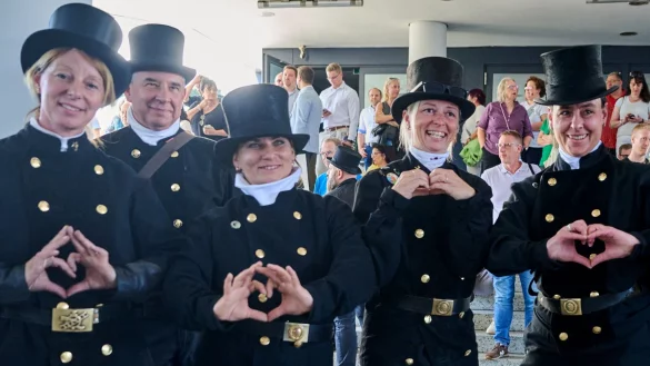 Knapp 800 Lehrlinge begannen bundesweit ihre Ausbildung. - &copy; Annette Riedl/dpa