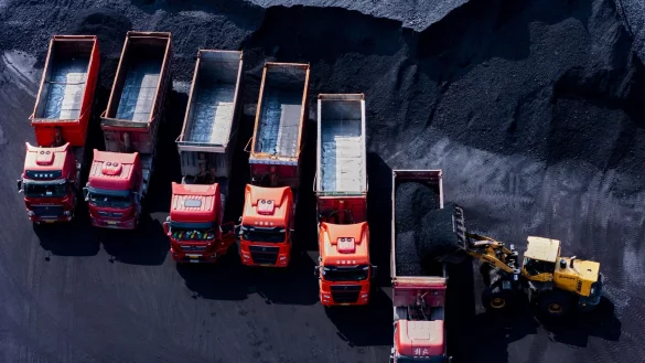 China sieht Kohle als Rückhalt bei Stromengpässen aus erneuerbaren Energien. (Symbolbild) - © Uncredited/CHINATOPIX/AP/dpa