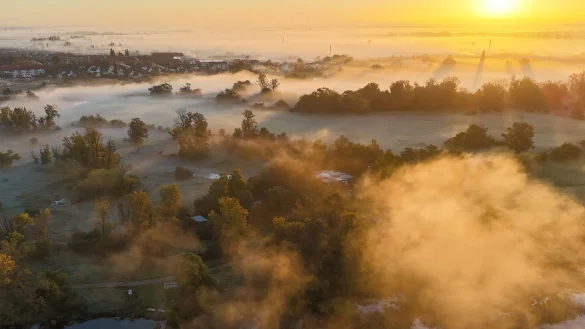 Nebel ist typisch f&uuml;r den Herbst. (Symbolbild) - &copy; Peter Gercke/zb Regio/dpa