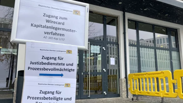 Das zivilrechtliche Musterverfahren l&auml;uft parallel zum Strafprozess, in dem sich Ex-Vorstandschef Markus Braun und zwei Mitangeklagte seit Dezember 2022 verantworten m&uuml;ssen. (Archivbild) - &copy; Carsten Hoefer/epa Scanpix Sweden/dpa