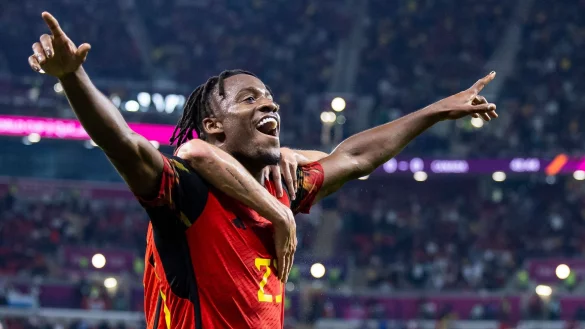 Michy Batshuayi hofft am Wochenende auf sein Debüt für Eintracht Frankfurt. - © Tom Weller/dpa