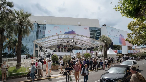 Die Stadt Cannes und die umliegenden Gebiete waren stundenlang von einem Stromausfall betroffen. (Archivbild) - &copy; Lewis Joly/AP/dpa