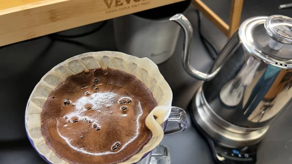 Guten, starken Kaffee brühen ist durchaus eine Kunst. - © -/Ernest Park/dpa