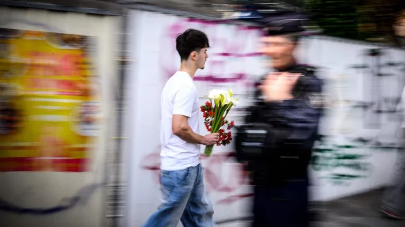Der Schock an der Schule im franz&ouml;sischen Nantes nach einer Messerattacke ist gro&szlig;. - &copy; Loic Venance/AFP/dpa