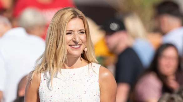 Stefanie Hertel springt in Rust f&uuml;r den verhinderten Stefan Mross ein. - &copy; Silas Stein/dpa