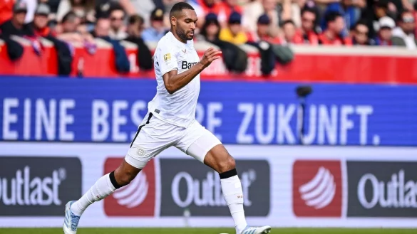 Will zeitnah eine Entscheidung über seinen neuen Arbeitgeber: Jonathan Tah. - © Harry Langer/dpa