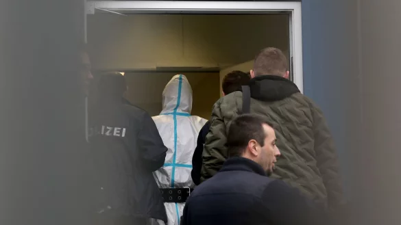 Der mutmaßliche Messerstecher von Aschaffenburg könnte wegen einer psychischen Erkrankung schuldunfähig sein. (Archivbild) - © Daniel Löb/dpa