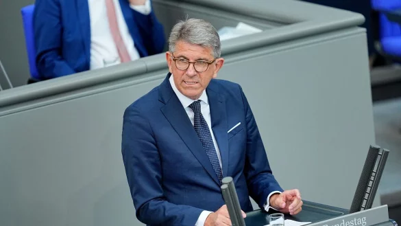 Wolfram Weimer nimmt sich Google und Co auf die Agenda, wie er sagt. (Archivbild) - &copy; Michael Kappeler/dpa