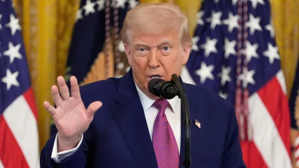 Trump setzt in der Handelspolitik auf Zölle. - © Alex Brandon/AP/dpa