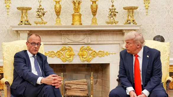 Der Umgang mit der AfD war laut Bundeskanzler Merz kein Thema zwischen ihm und US-Pr&auml;sident Trump. - &copy; Michael Kappeler/dpa