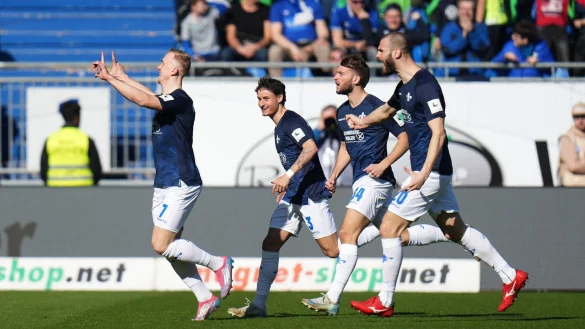 Darmstadt 98 hat mit einem Sieg gegen Schalke 04 seine Negativserie in der 2. Bundesliga beendet. - © Thomas Frey/dpa