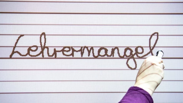 Engagierter Lehrer-Nachwuchs wird auch in Nordrhein-Westfalen dringend gesucht. (Symbolbild) - &copy; Caroline SeidSeidel-Di&szlig;mannel/dpa