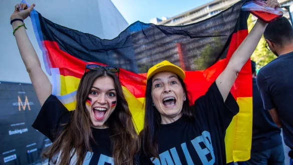 Startplatz 16 für das Deutschland-Duo Abor & Tynna - © Jens Büttner/dpa