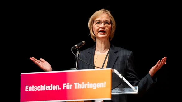 Katja Wolf setzte sich in einer Kampfkandidatur um den Th&uuml;ringer Parteivorsitz durch - &copy; Jacob Schr&ouml;ter/dpa