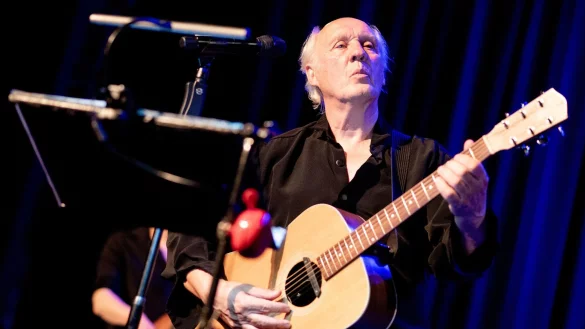 Der niederl&auml;ndische Liedermacher Herman van Veen wird 80 Jahre alt. (Archivbild) - &copy; Hauke-Christian Dittrich/dpa