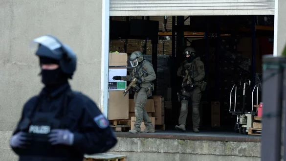 Durchsuchungen und Festnahmen mutma&szlig;licher Drogenh&auml;ndler im Ruhrgebiet - &copy; Justin Brosch/dpa