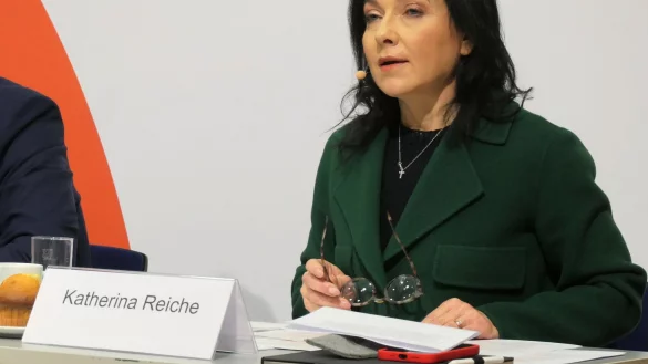 60 Prozent der Bevölkerung halten die Energiewende für notwendig, ergab eine von Westenergie-Chefin Reiche vorgestellte Umfrage des Wuppertal Instituts. - © Helge Toben/dpa