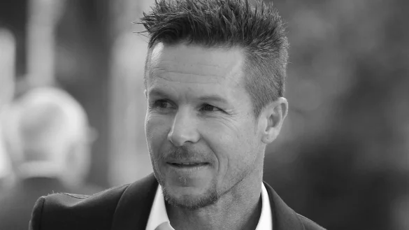 Tod in Italien: Der Extremsportler Felix Baumgartner kommt bei einem Sprung mit dem Gleitschirm ums Leben. (Archivbild) - © Caroline Seidel/dpa