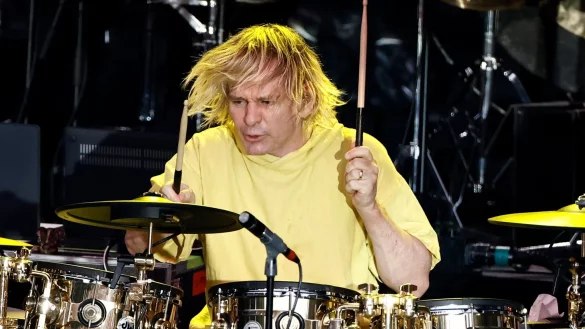 Zak Starkey ist nicht mehr Teil von «The Who». (Archivbild) - © Carsten Koall/dpa