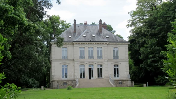 Ein Haus, das Rätsel aufgibt. - © Sabine Glaubitz/dpa