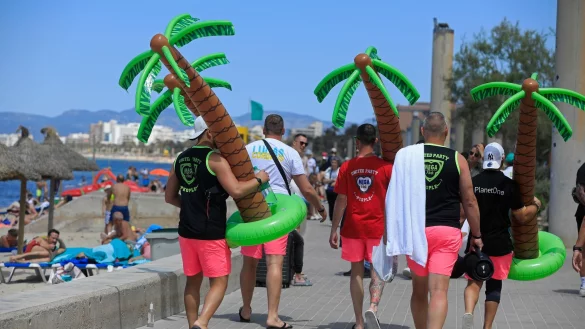Die Hoteliers auf Mallorca und in ganz Spanien dürfen jubeln. (Foto Archiv) - © Clara Margais/dpa