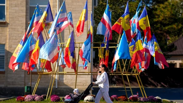 Kurz vor der Wahl in Moldau ist eine Partei des russlandfreundlichen B&uuml;ndnisses von der Abstimmung ausgeschlossen worden. (Archivbild) - &copy; Vadim Ghirda/AP/dpa