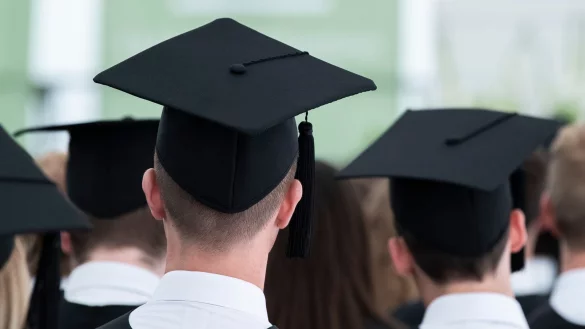 Die h&ouml;chste Bachelorabschlussquote gibt es nach acht Semestern bei den Rechts-, Wirtschafts- und Sozialwissenschaften, die niedrigste bei den Geisteswissenschaften. (Archivbild) - &copy; Silas Stein/dpa