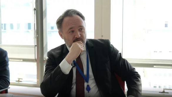 EU-Kommissar Dan J&oslash;rgensen macht sich Sorgen &uuml;ber Energie-Abh&auml;ngigkeiten Europas. (Archivbild) - &copy; Mirko Paradiso/European Newsroom/dpa