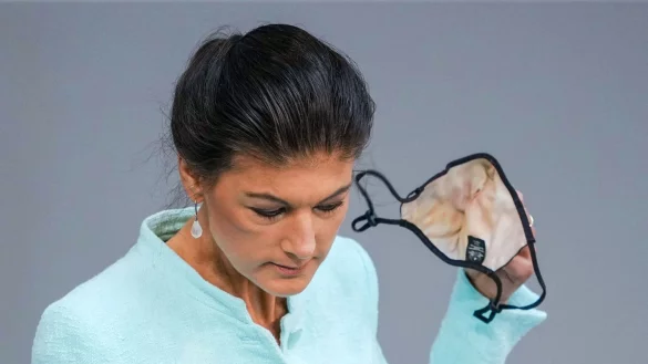 BSW-Gr&uuml;nderin Sahra Wagenknecht dringt auf Aufarbeitung der Ma&szlig;nahmen w&auml;hrend der Corona-Pandemie. (Archivbild) - &copy; Kay Nietfeld/dpa