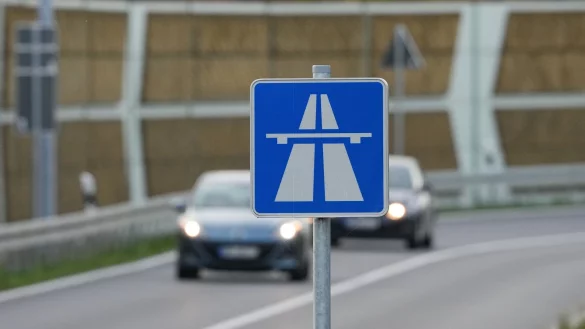 An der A44 bei Dortmund-Unna steht eine Vollsperrung an. (Symbolbild) - &copy; Soeren Stache/dpa