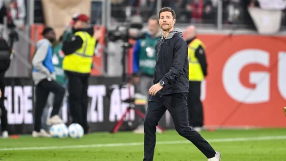 Spannende Frage: Was wird aus Bayer-Trainer Xabi Alonso? - © Harry Langer/dpa