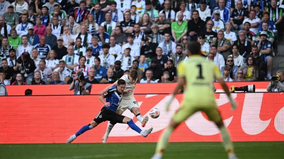 Wenig H&ouml;hepunkte zwischen Gladbach und dem HSV. - &copy; Fabian Strauch/dpa