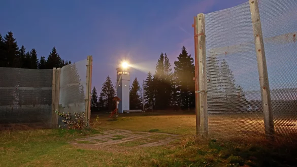 Beobachtungsturm an der ehemaligen DDR-Grenzen bei Sorge. (Symbolbild) - &copy; Matthias Bein/dpa