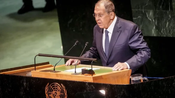 Sergej Lawrow spricht bei der UN-Generalversammlung. - &copy; Kay Nietfeld/dpa