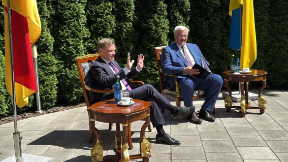 Der deutsche Außenminister Johann Wadephul (CDU) trifft in Kiew seien Amtskollegen Andrij Sybiha. - © Jörg Blank/dpa