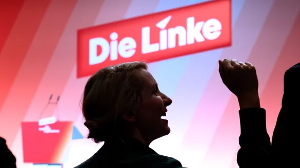 Linken-Chefin Ines Schwerdtner nennt den rasanten Mitgliederzuwachs ihrer Partei einen Wahnsinnserfolg. (Archivbild) - &copy; Hendrik Schmidt/dpa