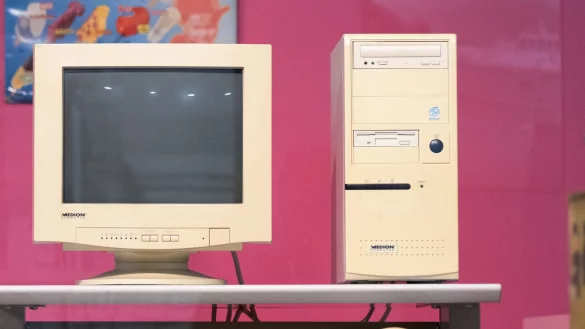 Aus dem Discounter ins Museum: Der Tower-PC von Aldi. - &copy; Benjamin Westhoff/dpa