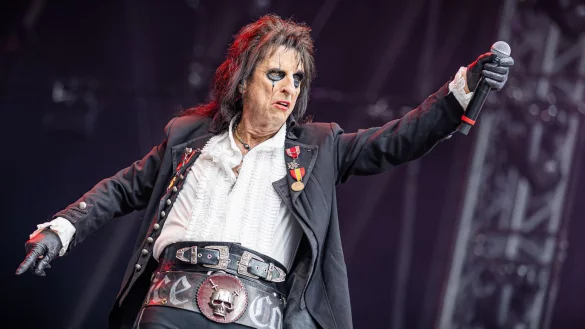 Rocker Alice Cooper ist schockiert &uuml;ber den Tod von Ozzy Osbourne. (Archivbild) - &copy; Moritz Frankenberg/dpa