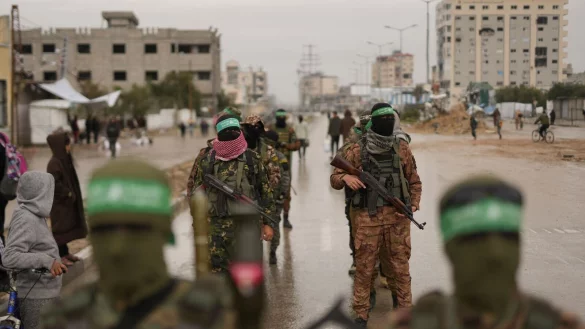 Die Hamas drohte Israels Armee angesichts der k&uuml;rzlich begonnen Bodenoffensive in der Stadt Gaza mit Tausenden Hinterhalten. (Archivbild) - &copy; Abdel Kareem Hana/AP/dpa
